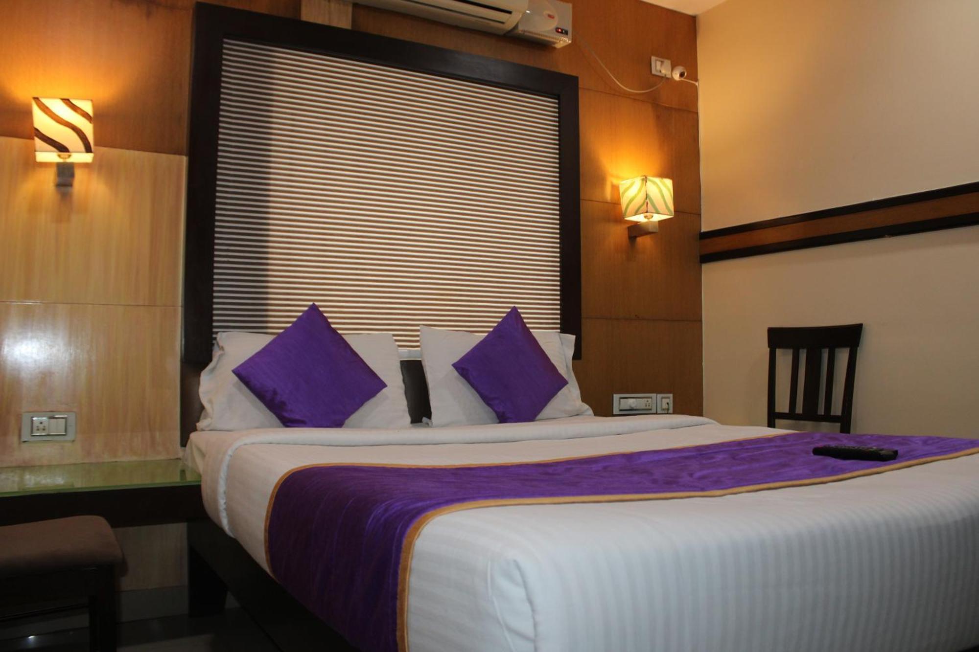Vp International Hotel Bangalore Eksteriør billede