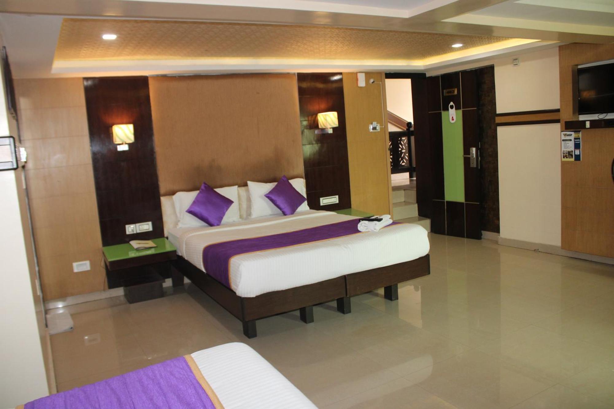 Vp International Hotel Bangalore Eksteriør billede