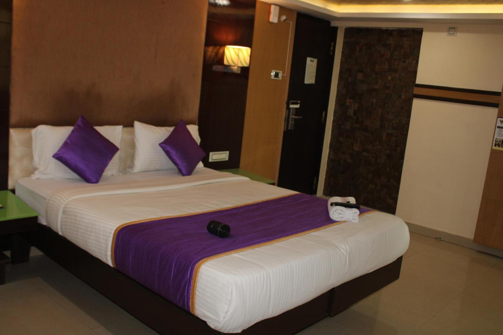 Vp International Hotel Bangalore Eksteriør billede